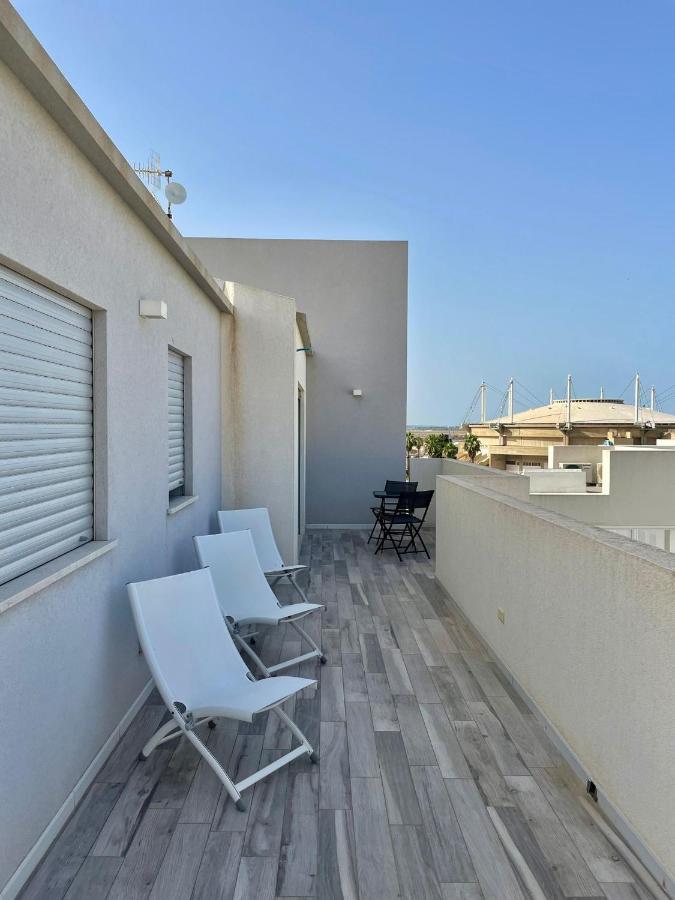 Virgilio 82 - Penthouse With Terrace Apartman Trapani Kültér fotó